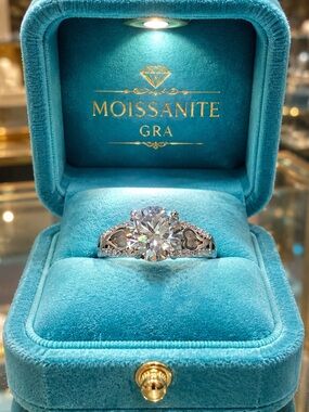 GRA Certified 3.0Ct Round D Color Moissanite Engagement Ring 925
Silver Sz 7 NWT
